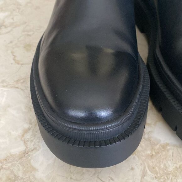 NWOT Zara Leather Chunky Lug Sole Chelsea Boots - Mismatched Sizes - L43/R41 - Picture 6 of 13